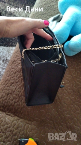 Чанти и раници, снимка 13 - Чанти - 51645278