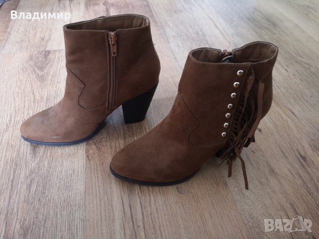 Дамски обувки с ресни, боти с ток Peacocks, номер 36