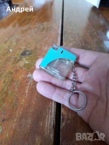 Стар ключодържател запалка, снимка 2 - Други ценни предмети - 53608487