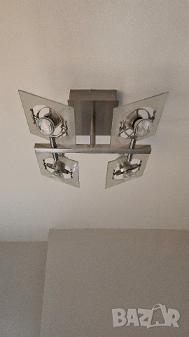 Лампа за таван