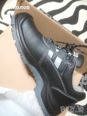 Работни обувки 44 н. , снимка 2 - Други - 53180369