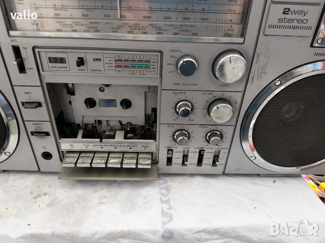 касетофон, снимка 4 - Радиокасетофони, транзистори - 53150294