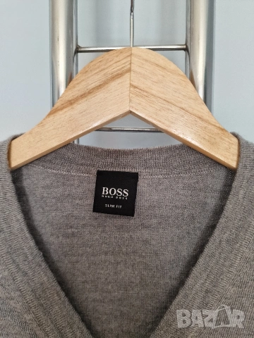 Страхотна мъжка жилетка HUGO BOSS, размер М , снимка 3 - Пуловери - 53202983