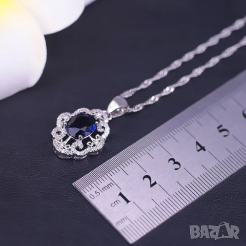 Сребърен комплект с рубини, снимка 3 - Бижутерийни комплекти - 44888289