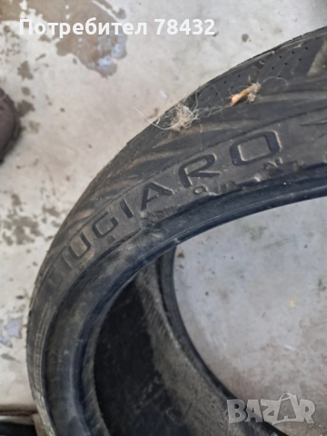 Зимни гуми 235/30/20, снимка 4 - Гуми и джанти - 52950653