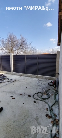 Парцел с лятна кухня и стара къща – С. Долно Сираково, обл. Хасково, снимка 4 - Парцели - 52610773