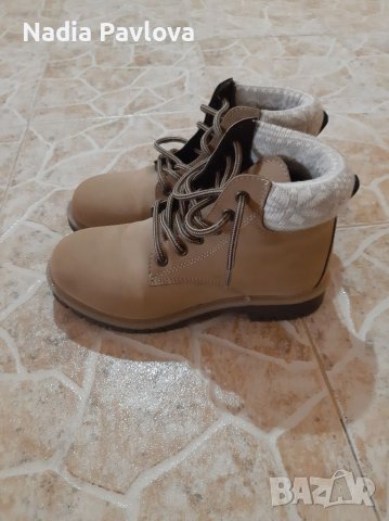 Дамски боти 