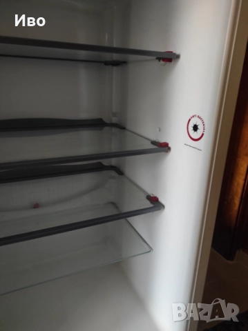 Продавам хладилник с фризер SNAIGE RF 310 – 173 см височина, снимка 8 - Хладилници - 51887158