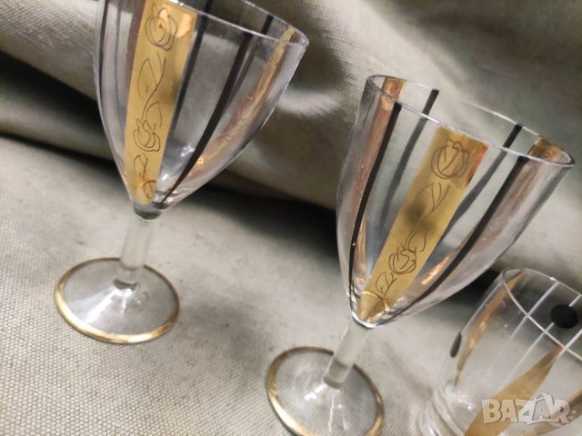 Продавам две чаши със златни орнаменти, снимка 4 - Чаши - 37024792
