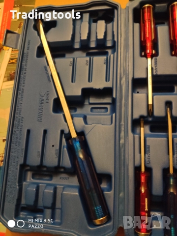 KINCROME 8броя ударни качествени отвертки кутия, снимка 5 - Отвертки - 52855804