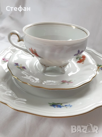 Поцеланов комплект, снимка 2 - Антикварни и старинни предмети - 51941731