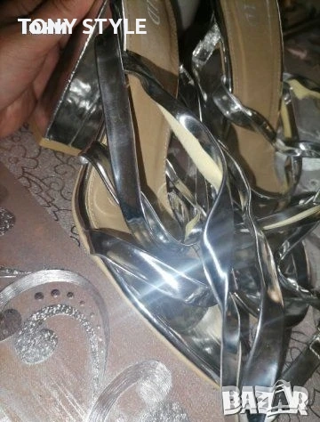 Сребристи Дамски Кожени Нови Сандали 40, снимка 5 - Сандали - 51696615