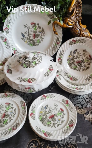 Английски сервиз за хранене , снимка 10 - Сервизи - 50772921