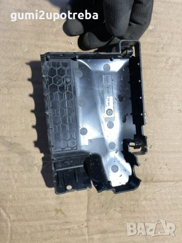 Капак Кутия Положителна Клема 1EA915429B Volkswagen ID.3 E11 pro, снимка 2 - Аксесоари и консумативи - 53505120