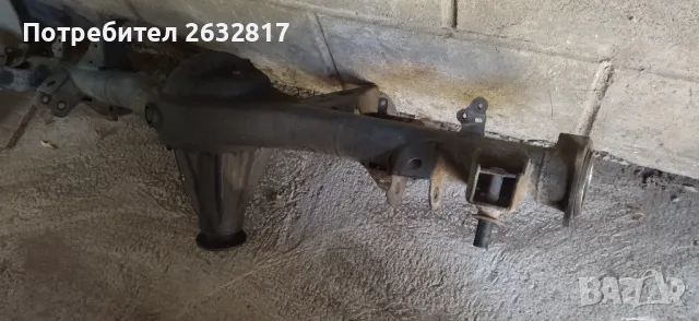Заден мост за тойота ландкрузер 2000 година 3,4 бензин , снимка 3 - Автомобили и джипове - 48709879