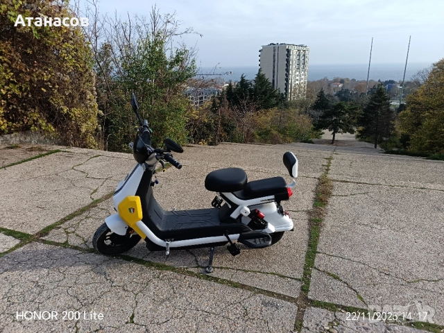 Електрически скутер 1000W, снимка 3 - Скейтборд, ховърборд, уейвборд - 52504636