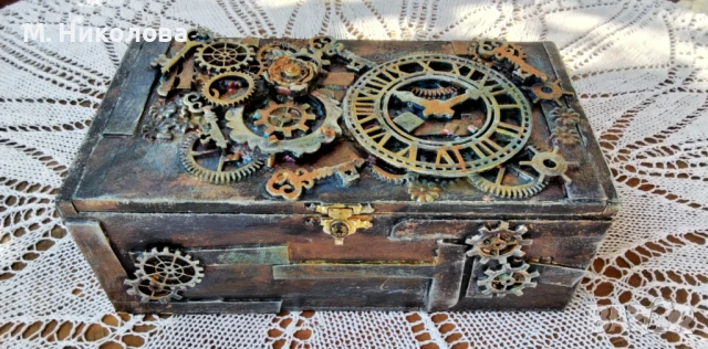 Ръчно декорирана кутия в стил стиймпънк , снимка 2 - Други - 50777038