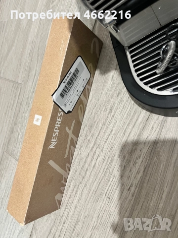 Кафемашина Nespresso с 20 капсули, използвана, снимка 2 - Кафемашини - 52558565