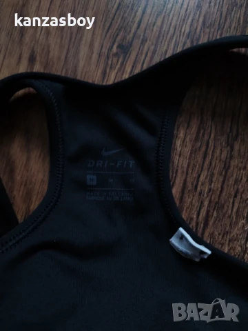 nike sport bra - страхотно дамско бюстие КАТО НОВО М , снимка 6 - Корсети, бюстиета, топове - 50620689