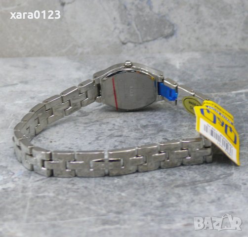 -57% Дамски часовник Q&Q G653-201, снимка 5 - Дамски - 29035668