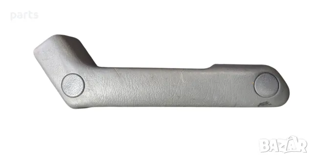 Предна Дясна Вътрешна Дръжка Мицубиши Паджеро - MB690159