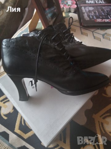 Красиви дамски боти, номер 38, 10 лв, снимка 2 - Дамски боти - 43006349