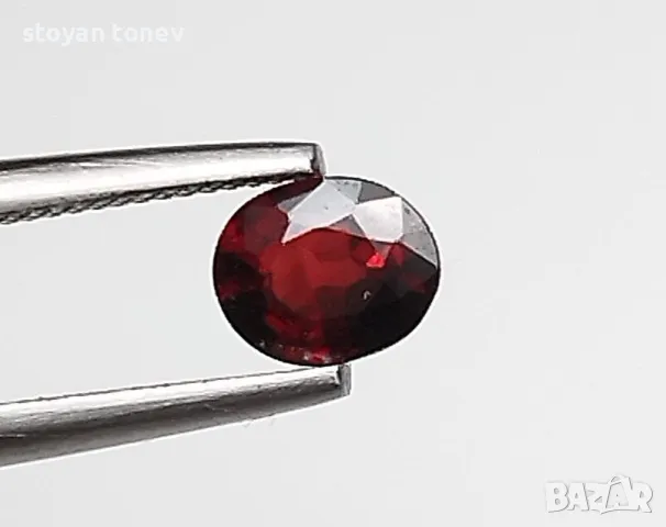 Рядък ненагряван кърваво червен рубин с VS чистота - 0.48кт.! Сертифициран! Нов!, снимка 11 - Други - 50028081