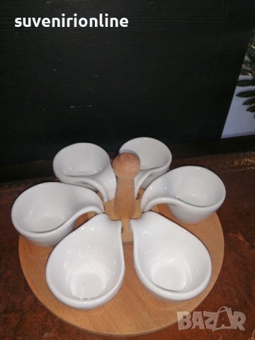 Порцеланови купички на дървена стойка, снимка 2 - Аксесоари за кухня - 39175519