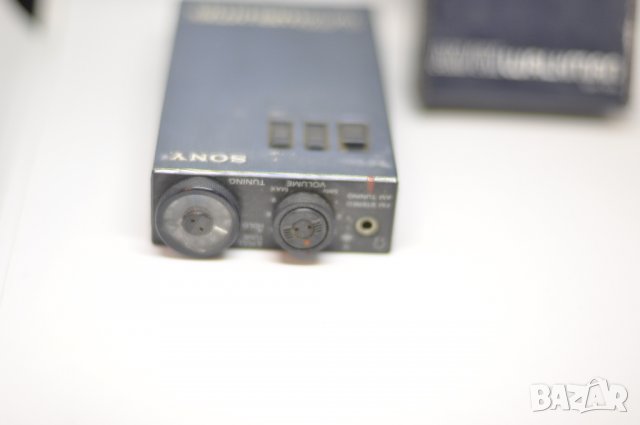 Sony AM/FM Walkman SRF-70W, снимка 3 - Радиокасетофони, транзистори - 37676923