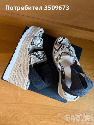 Дамски сандали Kendall + Kylie, снимка 4 - Сандали - 53542208