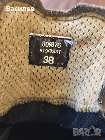 зимни боти, снимка 12 - Дамски боти - 53481233