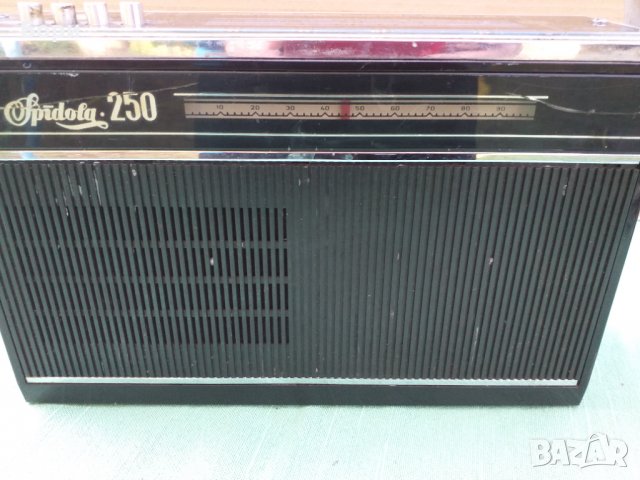 VEF SPIDOLA 250 (Vega)  Радио, снимка 7 - Радиокасетофони, транзистори - 34584891