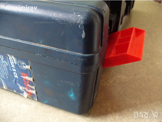 Закопчалки за куфари Bosch, Makita, снимка 6 - Други инструменти - 33488390