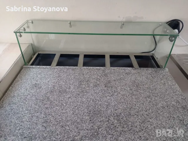 Хладилна маса за пици 2 врати (0°С, +10°С) и стъклена надстройка, снимка 5 - Обзавеждане на кухня - 49028568