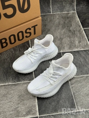 дамски маратонки Yeezy 💫💫

, снимка 1 - Маратонки - 51085726