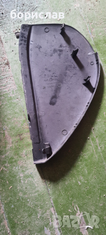 Капак отстрани таблото на голф 4, снимка 2 - Части - 36560229