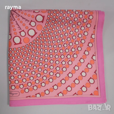 Salvatore Ferragamo розов шал естествена коприна принт Gancini, снимка 7 - Шалове - 51218795