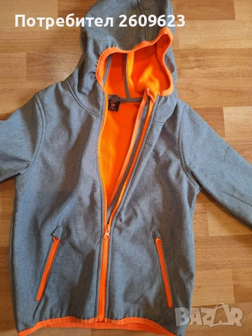 Детско яке 4-5 години, снимка 2 - Детски якета и елеци - 53297826