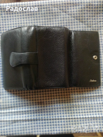  дамски кожен портфейл , снимка 7 - Портфейли, портмонета - 53226241