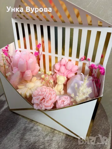 Аранжирана кутия с фигури от соев восък, снимка 6 - Декорация за дома - 50018102