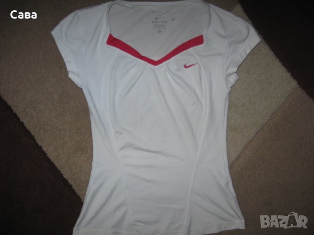 Тениски NIKE  дамски,С, снимка 3 - Спортни екипи - 37099571