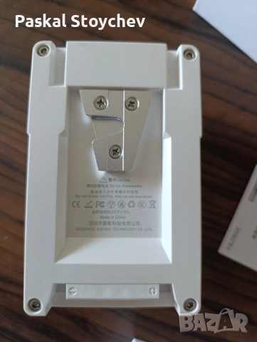 Viltrox v-mount Батерия 150Wh, снимка 3 - Друга електроника - 53454580