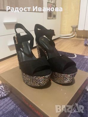Дамски брокатени сандали , снимка 2 - Дамски елегантни обувки - 39492598