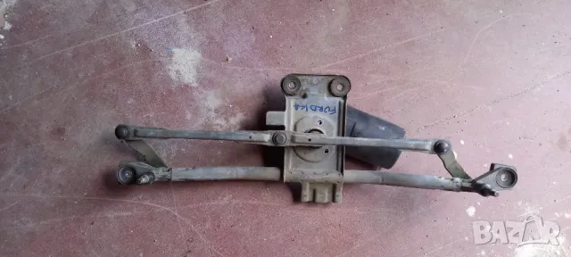 Ел. мотор чистачки Ford Ka