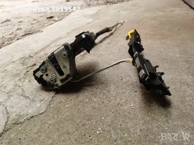 Комплект предна дясна  брава за тойота авенсис т27 , снимка 4 - Части - 48992142