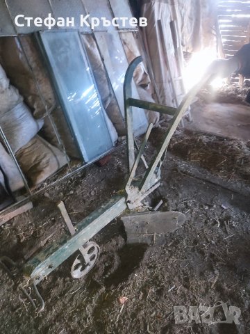 Продавам плуг за животинска тяга. Цена по договаряне. , снимка 4 - Градинска техника - 43772377