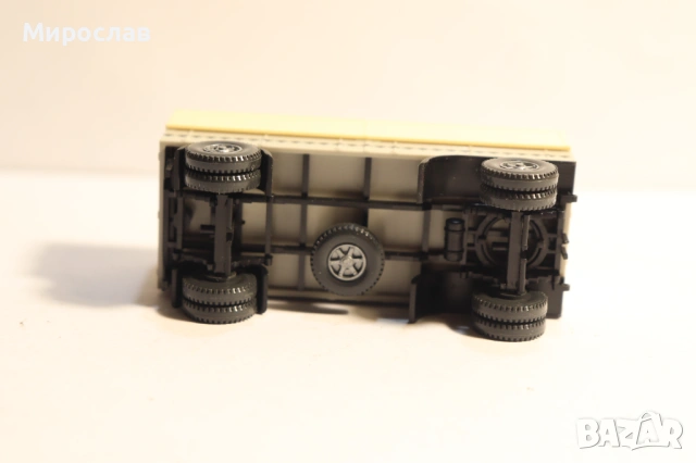 WIKING H0 1/87 РЕМАРКЕ КАМИОН МОДЕЛ ТИР, снимка 3 - Колекции - 53166707