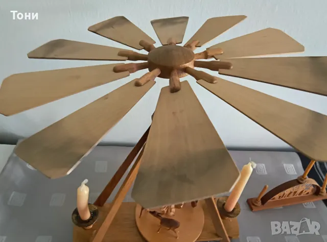 Винтидж Коледна пирамида Carousel Original Erzgebirge Expertic Hergestellt IN DER DDR, снимка 7 - Антикварни и старинни предмети - 50178531