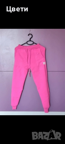 Дамски спортен екип