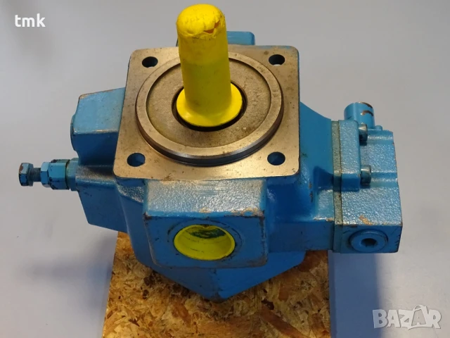 Хидравлична помпа Vickers VVB050R RW12 CBW12 Hydraulic variable vane pump 140Bar, снимка 8 - Резервни части за машини - 50550799